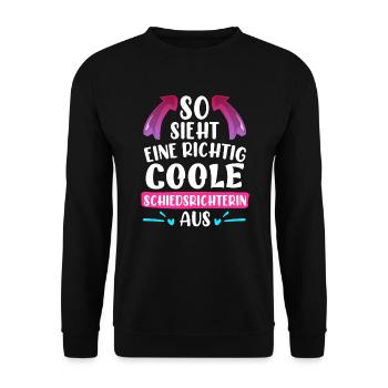 So sieht eine coole Schiedsrichterin aus - Unisex Pullover - Schwarz - Vorne - Alina (178cm) & Michal (187cm)
