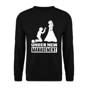 Frisch verheiratet Hochzeit Ehemann - Unisex Pullover - Schwarz - Vorne - Alina (178cm) & Michal (187cm)