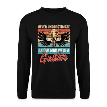 Unterschätze niemals einen alten Mann mit Gitarre - Unisex Pullover - Schwarz - Vorne - Alina (178cm) & Michal (187cm)