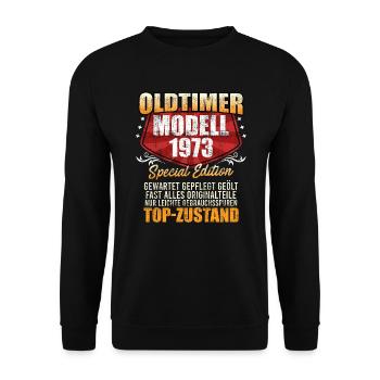 50. Geburtstag Oldtimer Modell 1973 50 Jahre - Unisex Pullover - Schwarz - Vorne - Alina (178cm) & Michal (187cm)