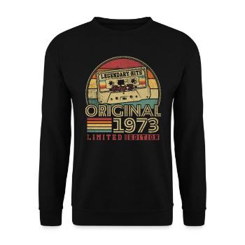 Original 1973 Vintage Birthday Gift 1973 - Unisex Sweatshirt - black - Front - Alina (178cm) & Michal (187cm)