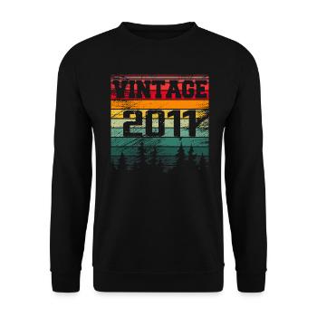 2011 Vintage Geburtstagsgeschenk 2011 Retro - Unisex Pullover - Schwarz - Vorne - Alina (178cm) & Michal (187cm)