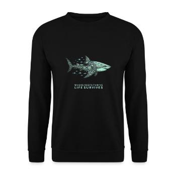 Shark with coral reef pattern - Unisex Sweatshirt - black - Front - Alina (178cm) & Michal (187cm)