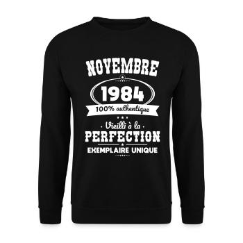 Geburtstag 40 Jahre – November 1984 Perfektion - Unisex Pullover - Schwarz - Vorne - Alina (178cm) & Michal (187cm)
