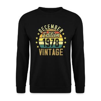 Legends were born in December 1978 - 1978 edition - Unisex Sweatshirt - black - Front - Alina (178cm) & Michal (187cm)