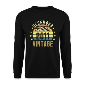 Legends were born in December 2011 - 2011 edition - Unisex Sweatshirt - black - Front - Alina (178cm) & Michal (187cm)
