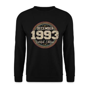 Die Legenden wurden im Dezember 1993 - 1993 geboren - Unisex Pullover - Schwarz - Vorne - Alina (178cm) & Michal (187cm)