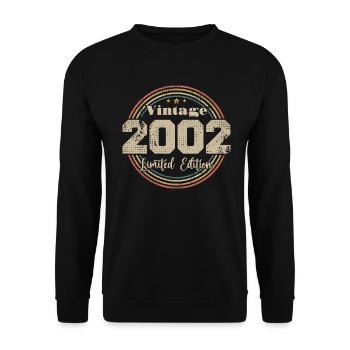 2002 Retro Vintage Birthday Born In - 2002 - Unisex Sweatshirt - black - Front - Alina (178cm) & Michal (187cm)