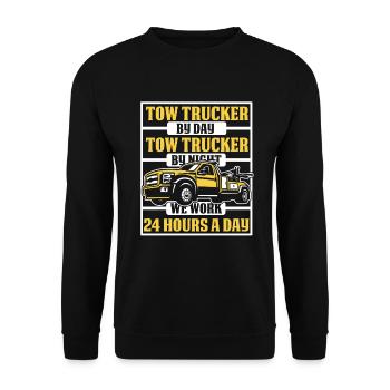 We Work 24 Hours A Day Abschlepper Fahrer - Unisex Pullover - Schwarz - Vorne - Alina (178cm) & Michal (187cm)