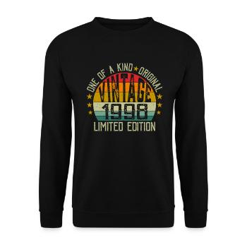 Jahrgang Jahrgang 1998 Retro Geburtstagsgeschenk 1998 - Unisex Pullover - Schwarz - Vorne - Alina (178cm) & Michal (187cm)