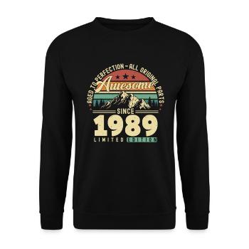 Großartig seit 1989 - Unisex Pullover - Schwarz - Vorne - Alina (178cm) & Michal (187cm)