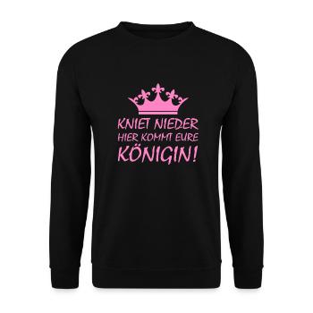 kniet nieder hier kommt eure Königin! - Unisex Pullover - Schwarz - Vorne - Alina (178cm) & Michal (187cm)