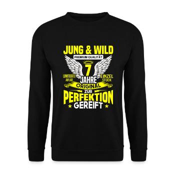 7 Jahre Jung & Wild 7. Geburtstag Geschenk - Unisex Pullover - Schwarz - Vorne - Alina (178cm) & Michal (187cm)