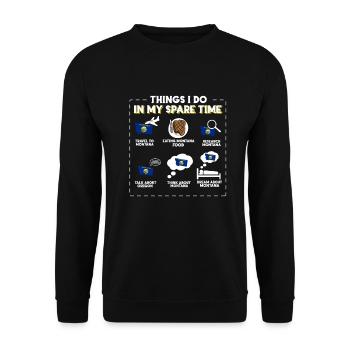 Dinge, die ich in meiner Freizeit tue Montana - Unisex Pullover - Schwarz - Vorne - Alina (178cm) & Michal (187cm)