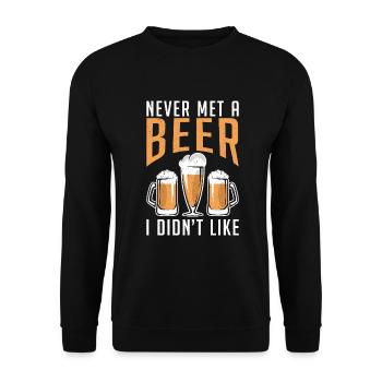 Beer Drinker Beer Gifts - Unisex Sweatshirt - black - Front - Alina (178cm) & Michal (187cm)