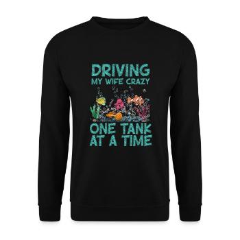 Aquarium Fish Gift - Unisex Sweatshirt - black - Front - Alina (178cm) & Michal (187cm)