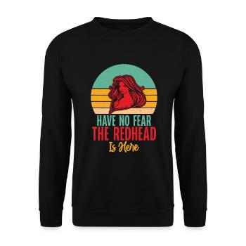 Redhead Gifts - Unisex Pullover - Schwarz - Vorne - Alina (178cm) & Michal (187cm)