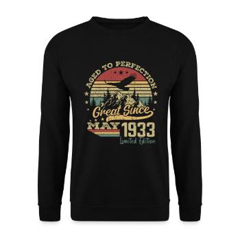 91 years old Aged to Perfection born in May 1933 - Unisex Sweatshirt - black - Front - Alina (178cm) & Michal (187cm)