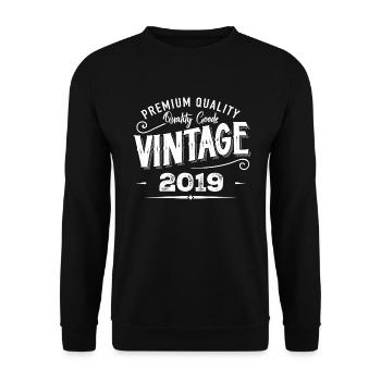 Jahrgang 2019 Original Retro Vintage Jubiläum - Unisex Pullover - Schwarz - Vorne - Alina (178cm) & Michal (187cm)