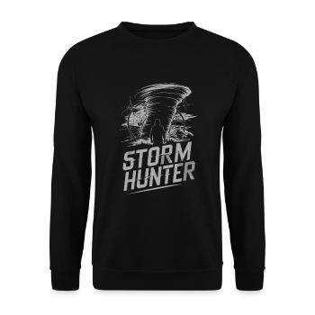 Erlebe Die Faszinierende Welt Des Tornadojagens - Unisex Pullover - Schwarz - Vorne - Alina (178cm) & Michal (187cm)
