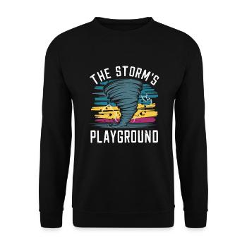 Erlebe Die Faszinierende Welt Des Tornadojagens - Unisex Pullover - Schwarz - Vorne - Alina (178cm) & Michal (187cm)