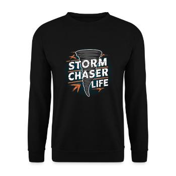 Erlebe Die Faszinierende Welt Des Tornadojagens - Unisex Pullover - Schwarz - Vorne - Alina (178cm) & Michal (187cm)
