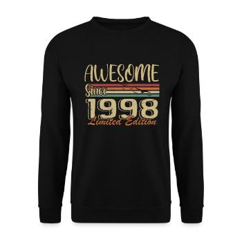 Legenden wurden 1998 geboren Jahrgang 1998 - Unisex Pullover - Schwarz - Vorne - Alina (178cm) & Michal (187cm)