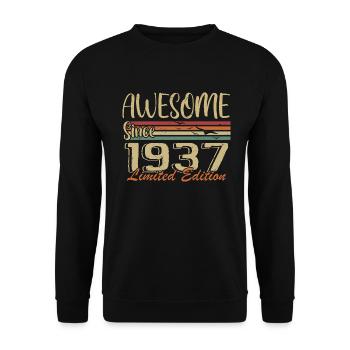 Legends Were Born In 1937 Vintage 1937 - Unisex Sweatshirt - black - Front - Alina (178cm) & Michal (187cm)