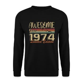 Legenden wurden 1974 geboren Jahrgang 1974 - Unisex Pullover - Schwarz - Vorne - Alina (178cm) & Michal (187cm)