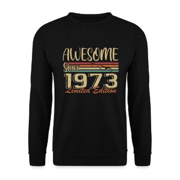 Legends Are Born In 1973 Vintage 1973 - Unisex Sweatshirt - black - Front - Alina (178cm) & Michal (187cm)