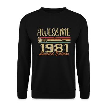 Legends Were Born In 1981 Vintage 1981 - Unisex Sweatshirt - black - Front - Alina (178cm) & Michal (187cm)