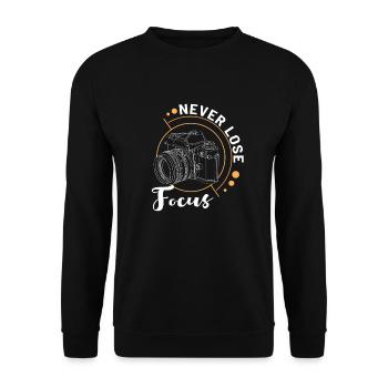 Never Lose Focus Photo appareil cadeau - Sweat-shirt Unisexe - noir - Devant - Alina (178cm) & Michal (187cm)