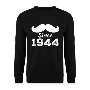 Geschenk zum 80. Geburtstag - Vintage 1944 Schnurrbart - Unisex Pullover - Schwarz - Vorne - Alina (178cm) & Michal (187cm)