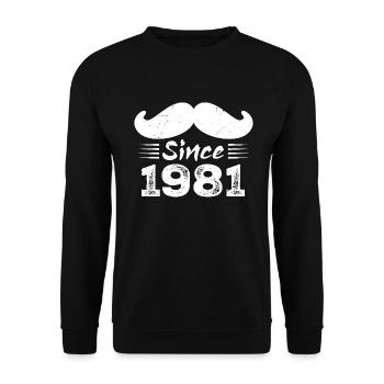 Geschenk zum 43. Geburtstag - Vintage 1981 Schnurrbart - Unisex Pullover - Schwarz - Vorne - Alina (178cm) & Michal (187cm)