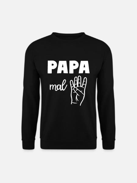 Papa mal Vier Vater - Unisex Pullover - Schwarz