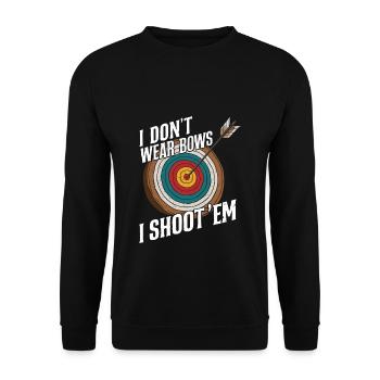 I Don't Wear Bows I Shoot Them Bogenschütze - Unisex Pullover - Schwarz - Vorne - Alina (178cm) & Michal (187cm)