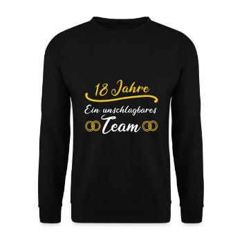 18 Jahre Ein Unschlagbares Team - Unisex Pullover - Schwarz - Vorne - Alina (178cm) & Michal (187cm)