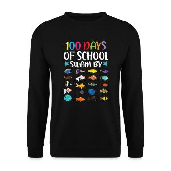 100 Tage Schule geschwommen von Lehrerschüler Fisch - Unisex Pullover - Schwarz - Vorne - Alina (178cm) & Michal (187cm)