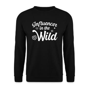 Influencer In The Wild Content Creator Vlogger - Unisex Pullover - Schwarz - Vorne - Alina (178cm) & Michal (187cm)