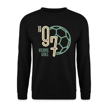 26. Geburtstag Fußballer 26 Jahre Jahrgang 1997 - Unisex Pullover - Schwarz - Vorne - Alina (178cm) & Michal (187cm)