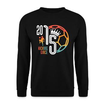 8. Geburtstag Fußballer 8 Jahre Jahrgang 2015 - Unisex Pullover - Schwarz - Vorne - Alina (178cm) & Michal (187cm)