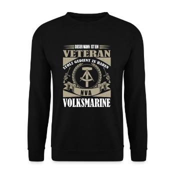 stolzer NVA Volksmarine Veteran - Unisex Pullover - Schwarz - Vorne - Alina (178cm) & Michal (187cm)