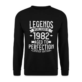 Né en 1982 Legends Cadeau d’anniversaire - Sweat-shirt Unisexe - noir - Devant - Alina (178cm) & Michal (187cm)