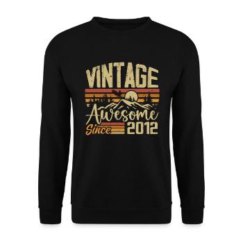 Vintage 2012 Rétro Cadeau D’anniversaire 2012 - Sweat-shirt Unisexe - noir - Devant - Alina (178cm) & Michal (187cm)