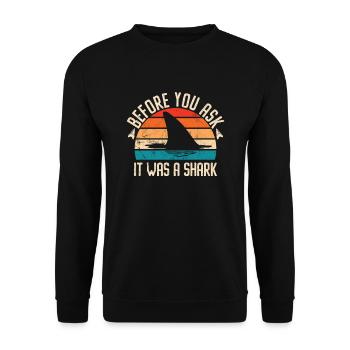 Before You Ask It Was A Shark - Knochenbruch - Unisex Pullover - Schwarz - Vorne - Alina (178cm) & Michal (187cm)