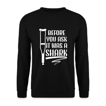 Before You Ask It Was A Shark - Knochenbruch - Unisex Pullover - Schwarz - Vorne - Alina (178cm) & Michal (187cm)