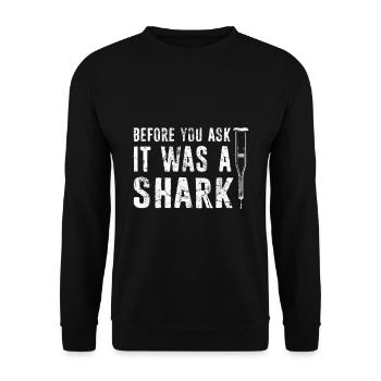 Before You Ask It Was A Shark - Knochenbruch - Unisex Pullover - Schwarz - Vorne - Alina (178cm) & Michal (187cm)