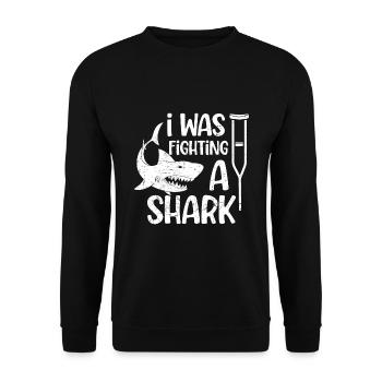 Gebrochenes Bein Spruch - Fraktur Gipsbein - Unisex Pullover - Schwarz - Vorne - Alina (178cm) & Michal (187cm)
