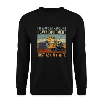 Retro Excavator Saying Excavator Driver Construction Site - Unisex Sweatshirt - black - Front - Alina (178cm) & Michal (187cm)