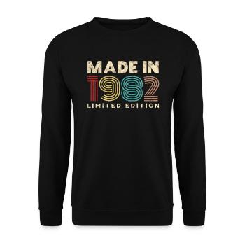 Made in vintage 1982 birthday gift 40 years - Unisex Sweatshirt - black - Front - Alina (178cm) & Michal (187cm)